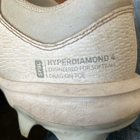 Nike HyperDiamond 4 softball cleats - Picture 4 of 4